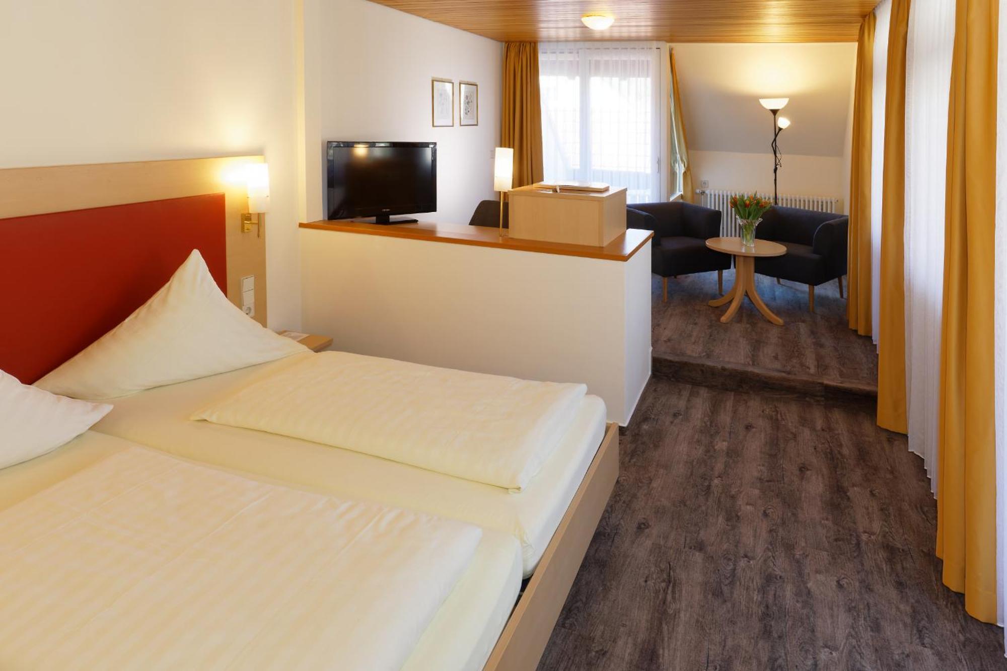 Hotel Hirschen Glottertal Εξωτερικό φωτογραφία