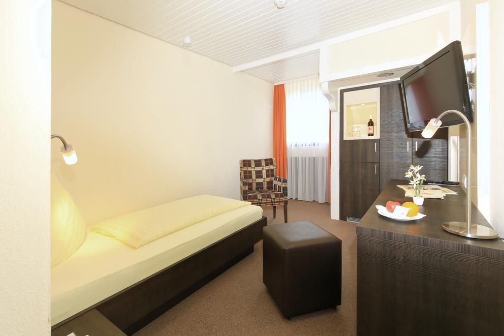 Hotel Hirschen Glottertal Εξωτερικό φωτογραφία